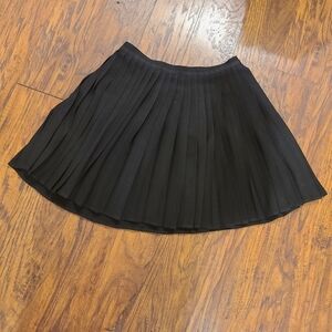 American Apparel Black Pleated Skirt size small